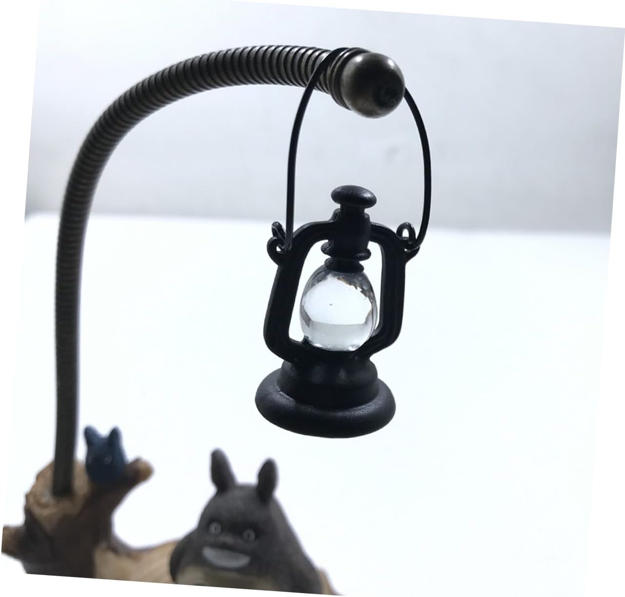 ERINGOGO Retro Kerosene Lamp with Non-Resin Black Finish