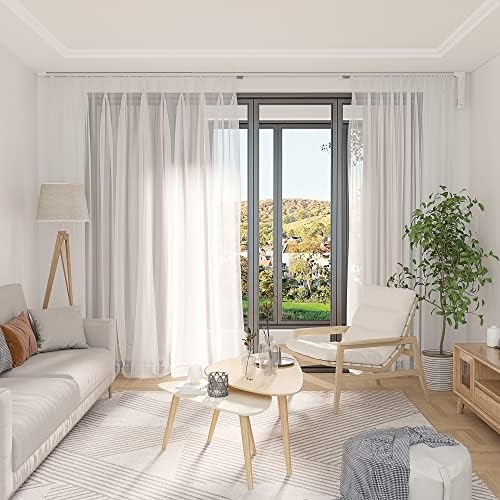 HOMCOM Smart Curtain Opener with Adjustable Track and Voice Control