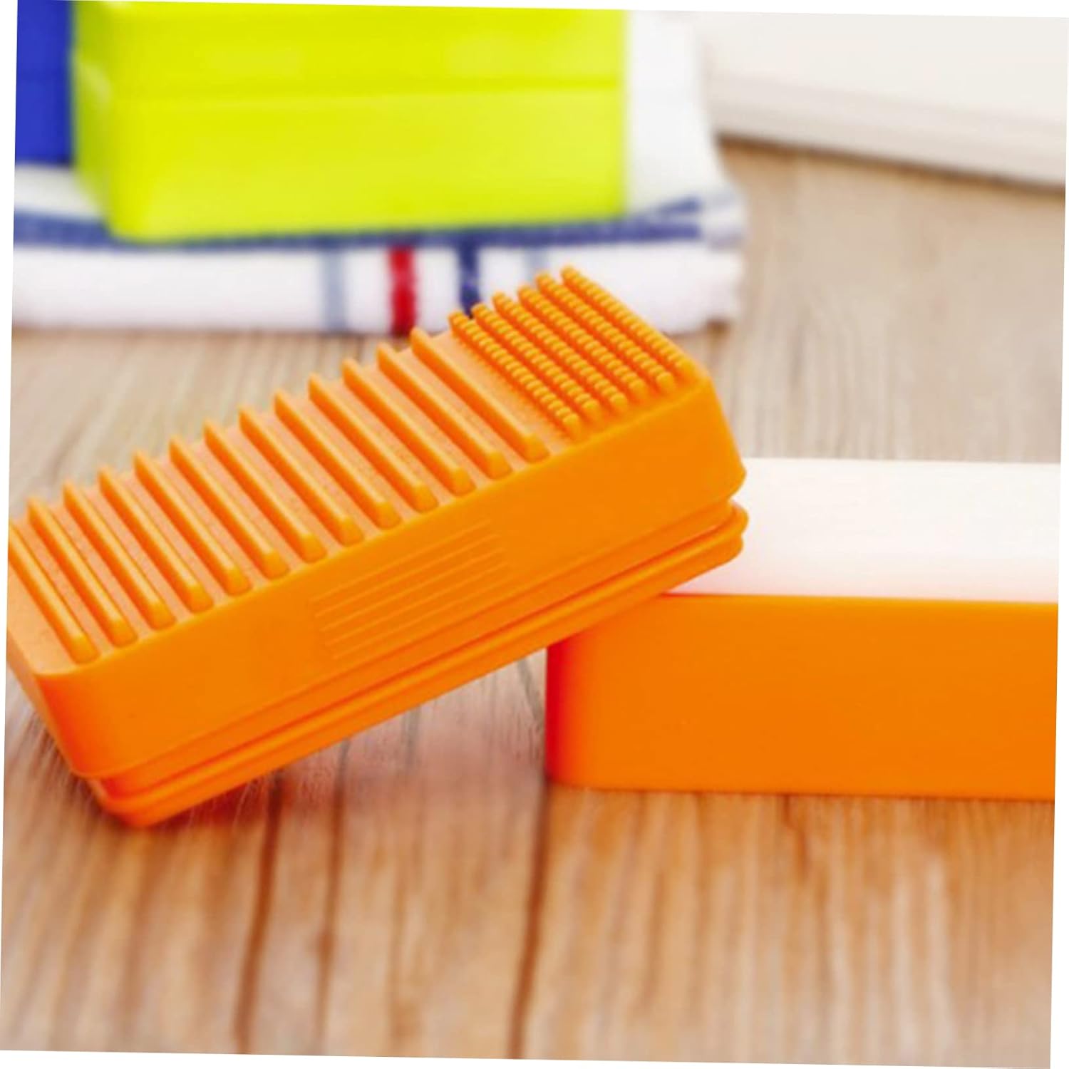 PRETYZOOM Portable Silicone Soap Dish for Travel and Bathroom Use