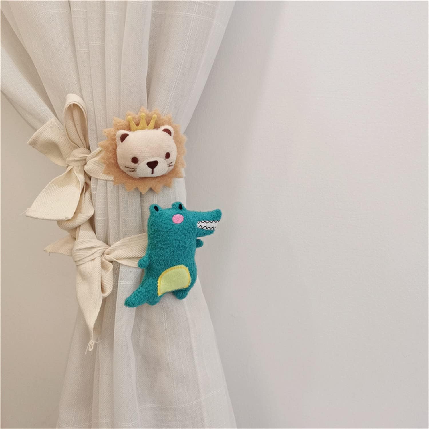 2 Pack Cartoon Animal Curtain Tiebacks with Lion Design
