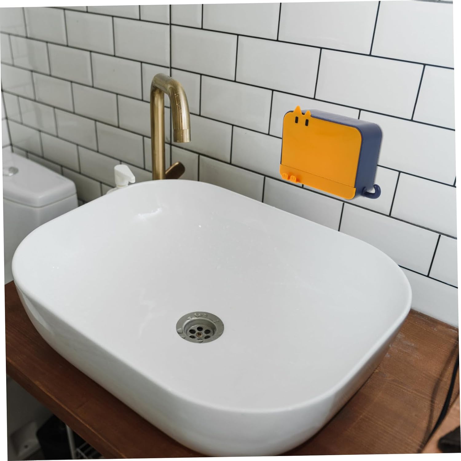 Mobestech Waterproof Soap Holder with Lid