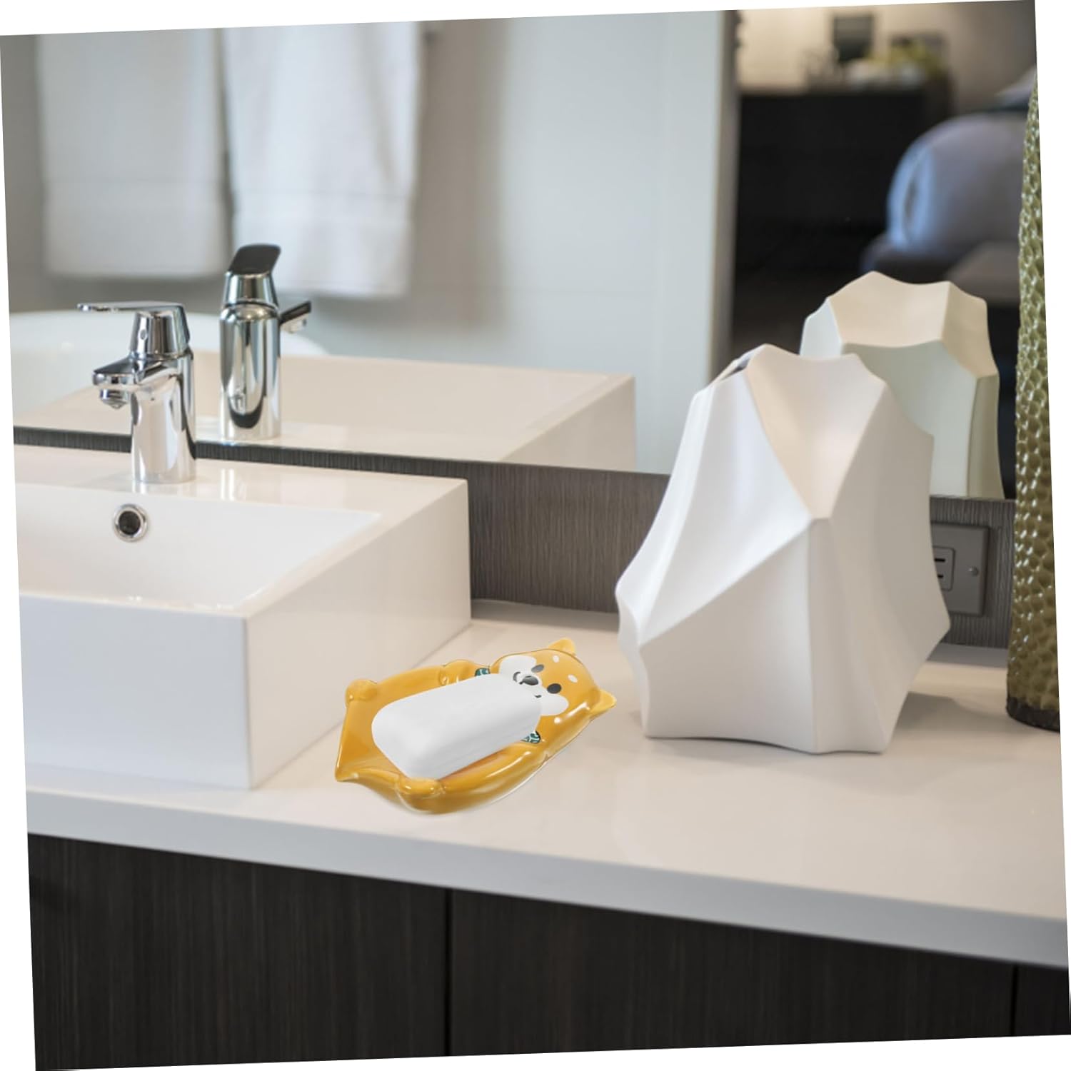 Cute Dog Shaped Ceramic Soap Holder with Drainage