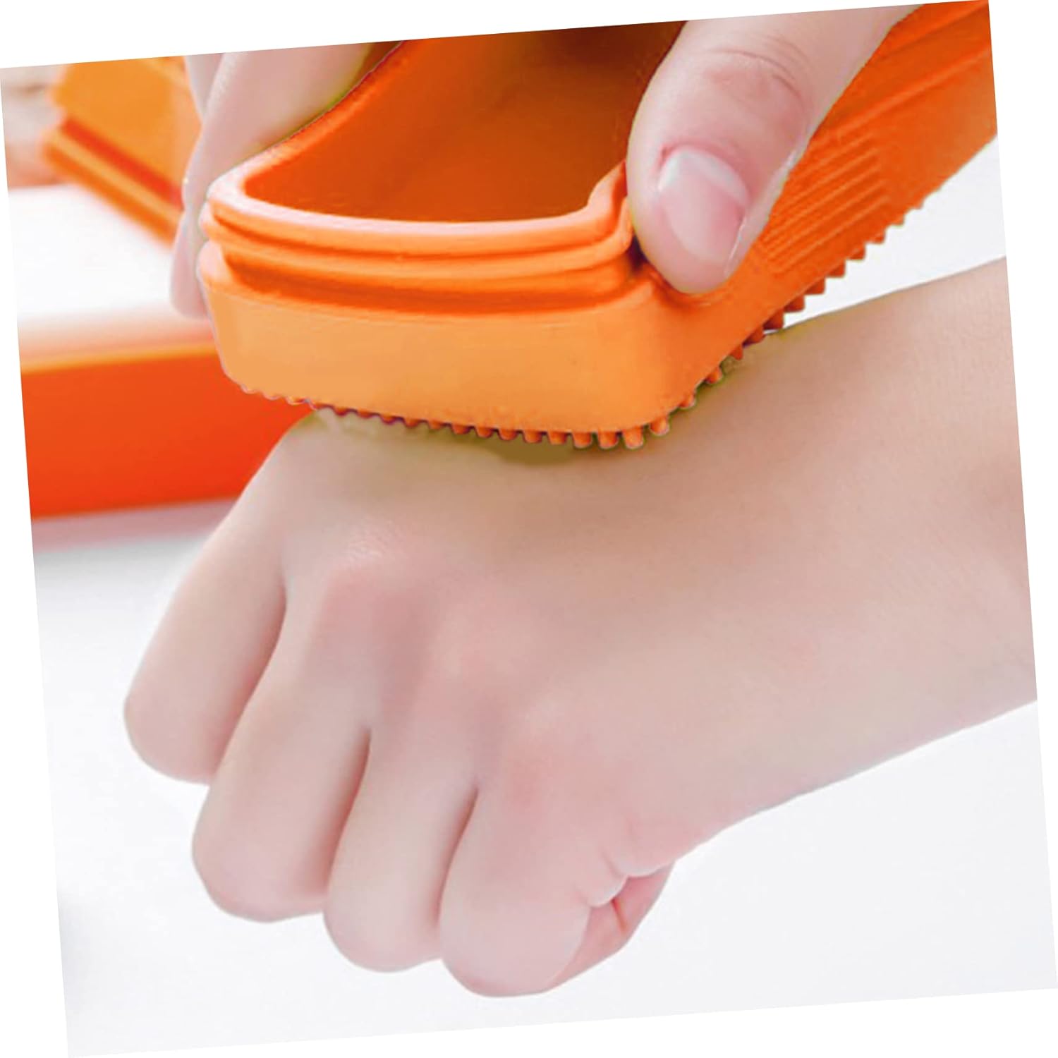 Homoyoyo Orange Silicone Soap Dish Travel Case 1
