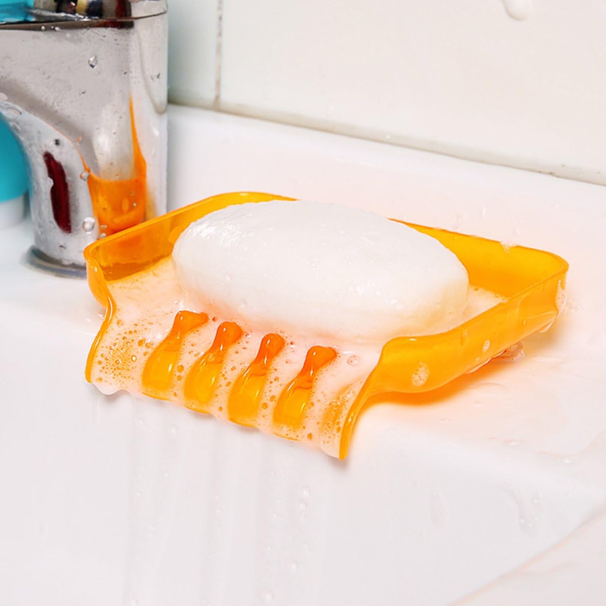 Cabilock Soap Dish with Suction Cup Holder 1