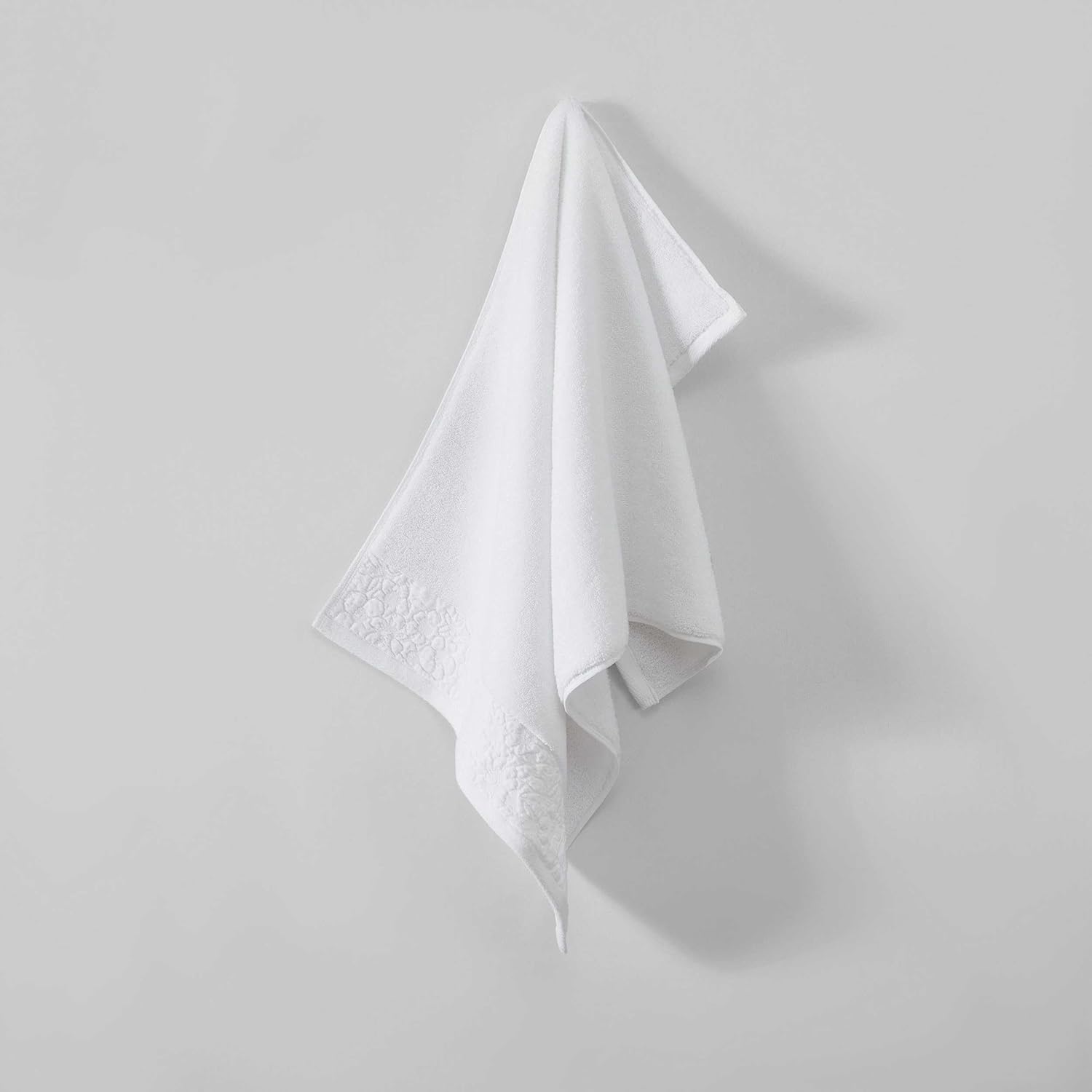 Vera Wang 6-Piece Tonal Floral White Bath Towel Set