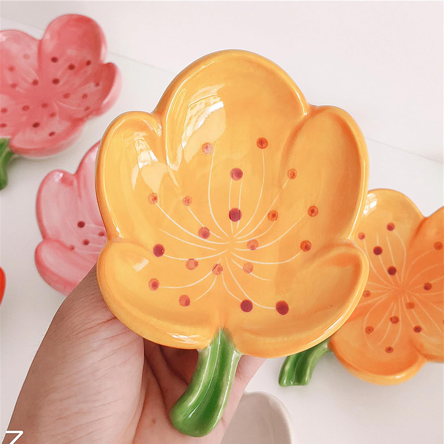 Self-Draining Soap Dish Flower Shaped Tulip Orange Holder