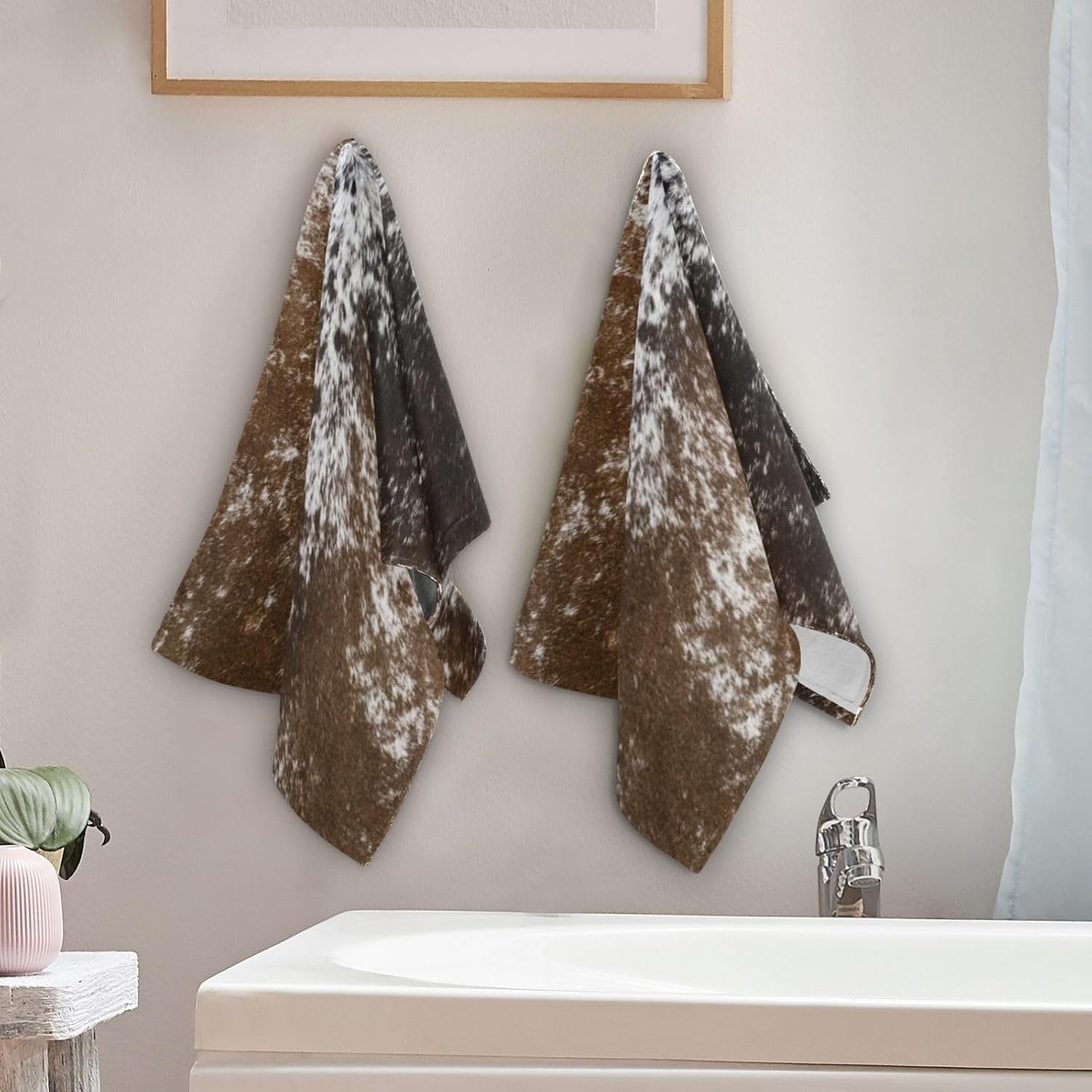 KENADVI Brown Cow Print Hand Towels Set of 2