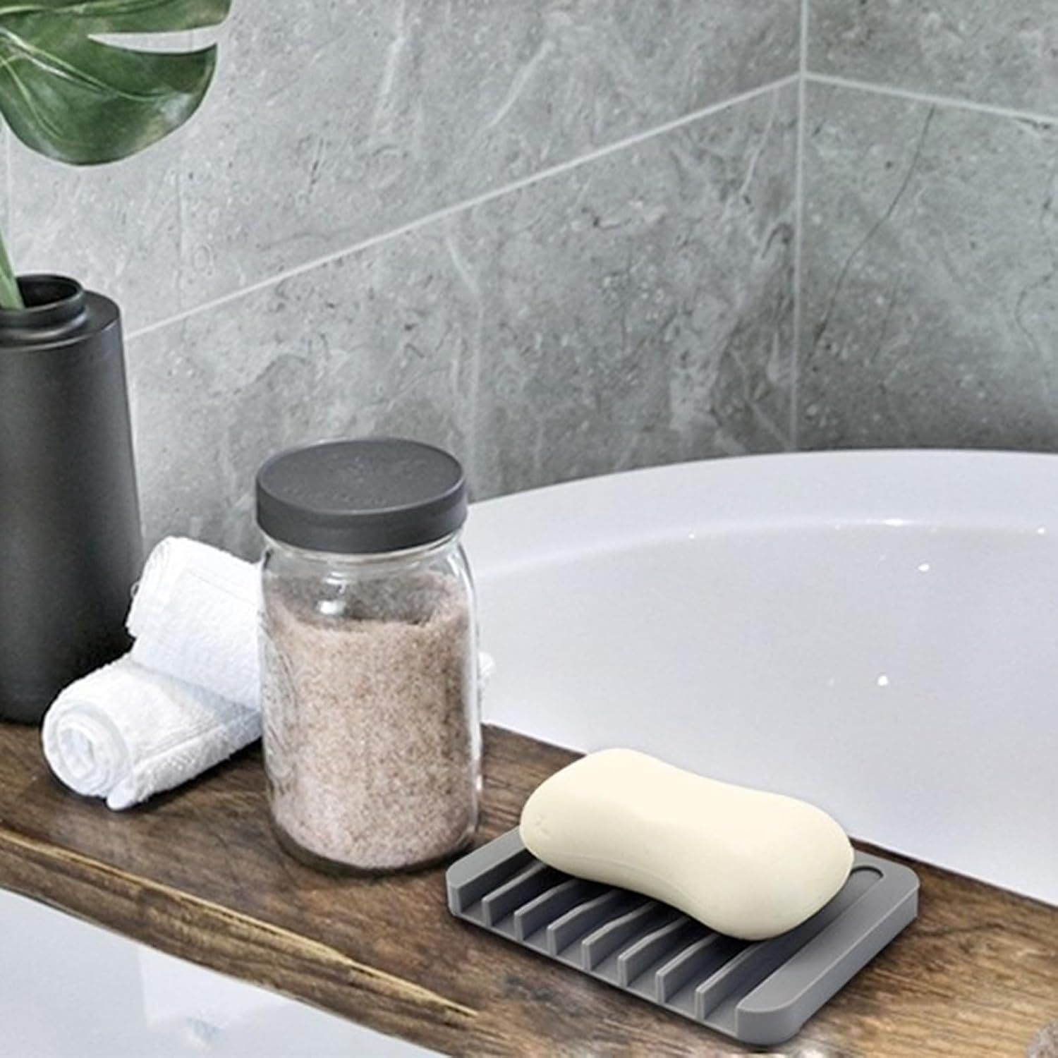 Self-Draining Soap Holder for Home Hotel Bathroom Kitchen