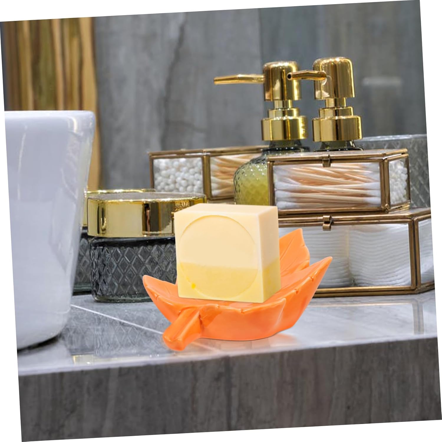 Homoyoyo Leaf Shaped Ceramic Soap Dish - Self-Draining Vanity Organizer