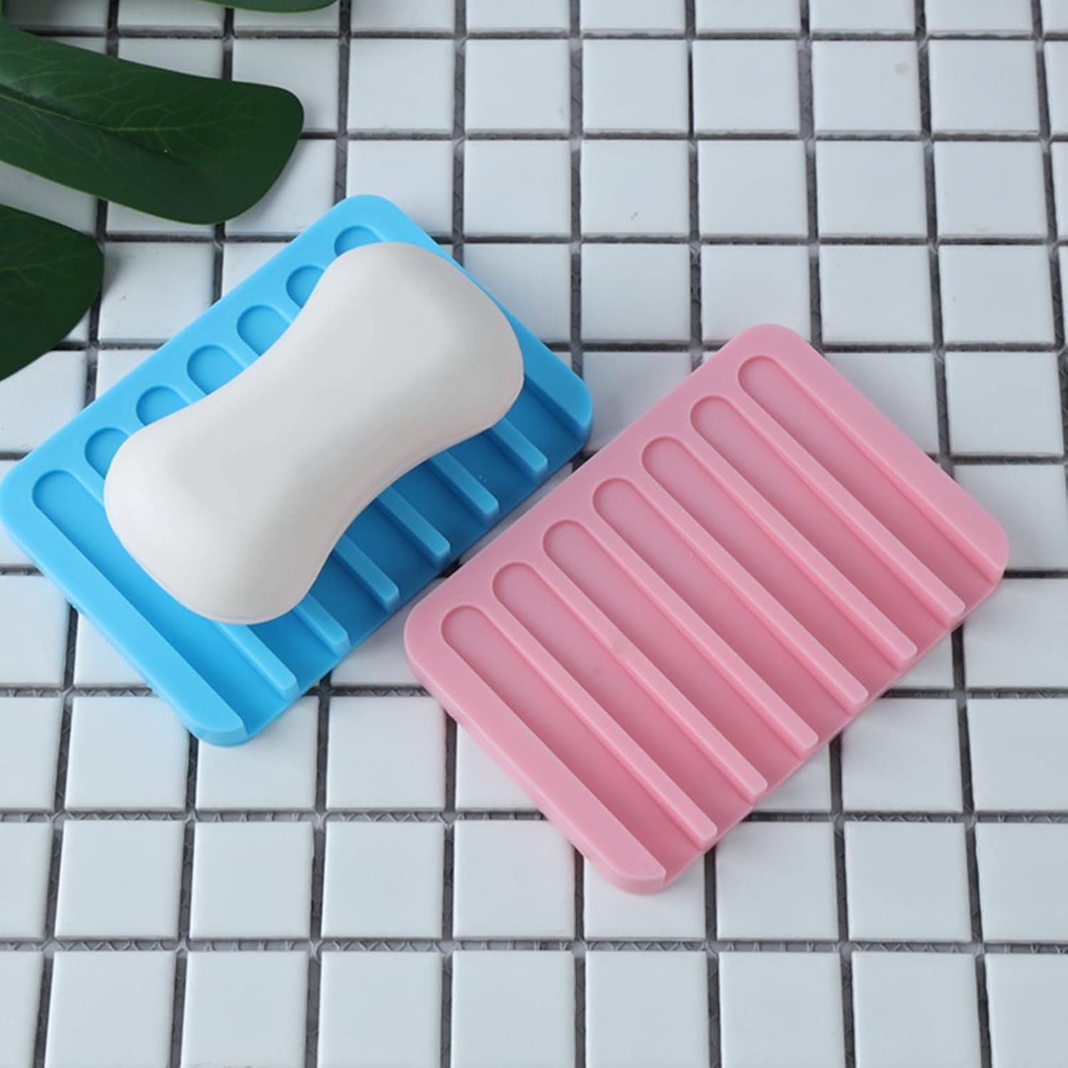 Self-Draining Soap Holder for Home Hotel Bathroom Kitchen
