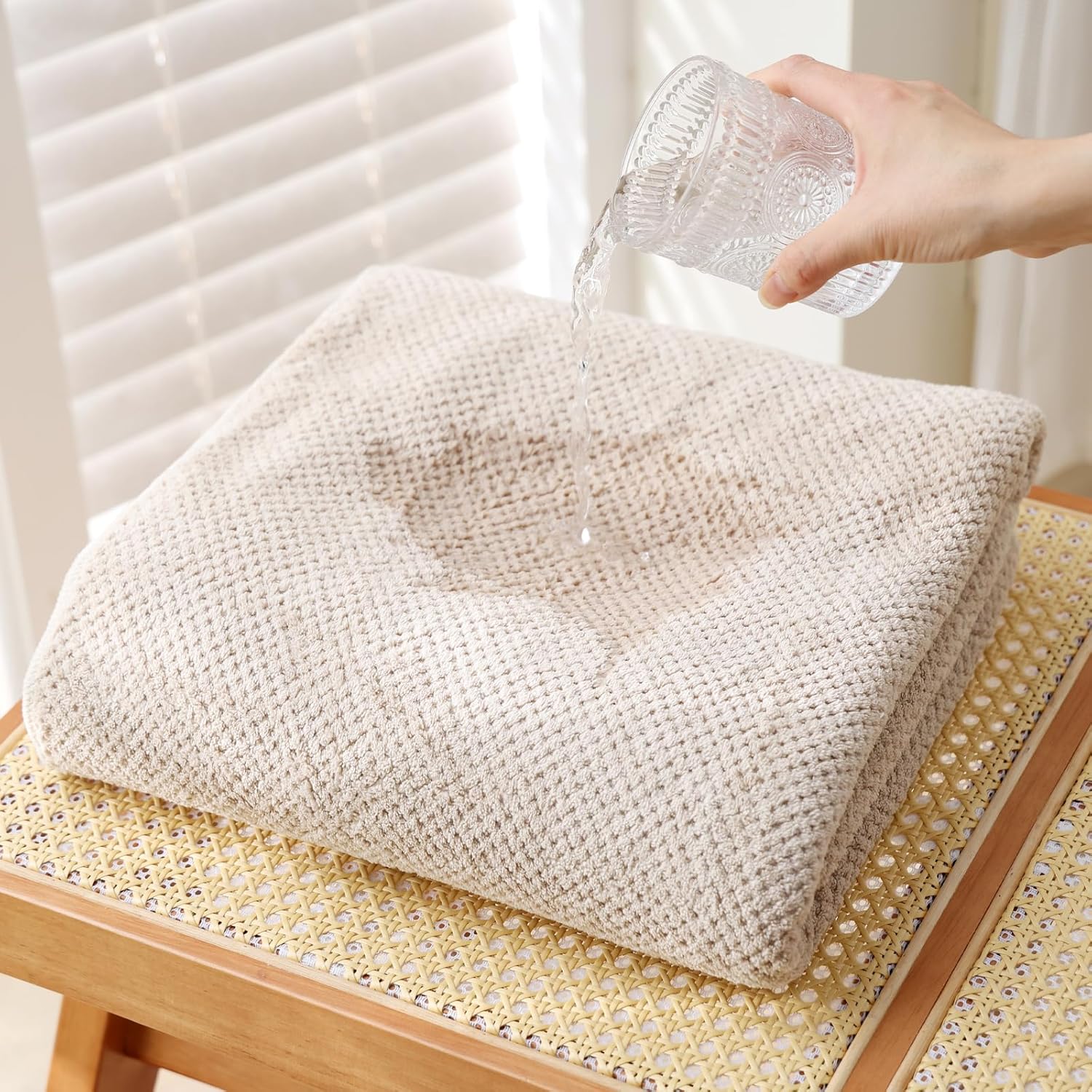 Akzpe 30x60 Inch Extra Large Bath Towel Set 6PCS Microfiber Luxury Towels Beige