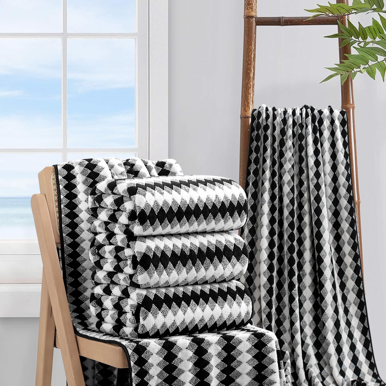 4 Piece Plush Bath Towel Set 35x70 Extra Large