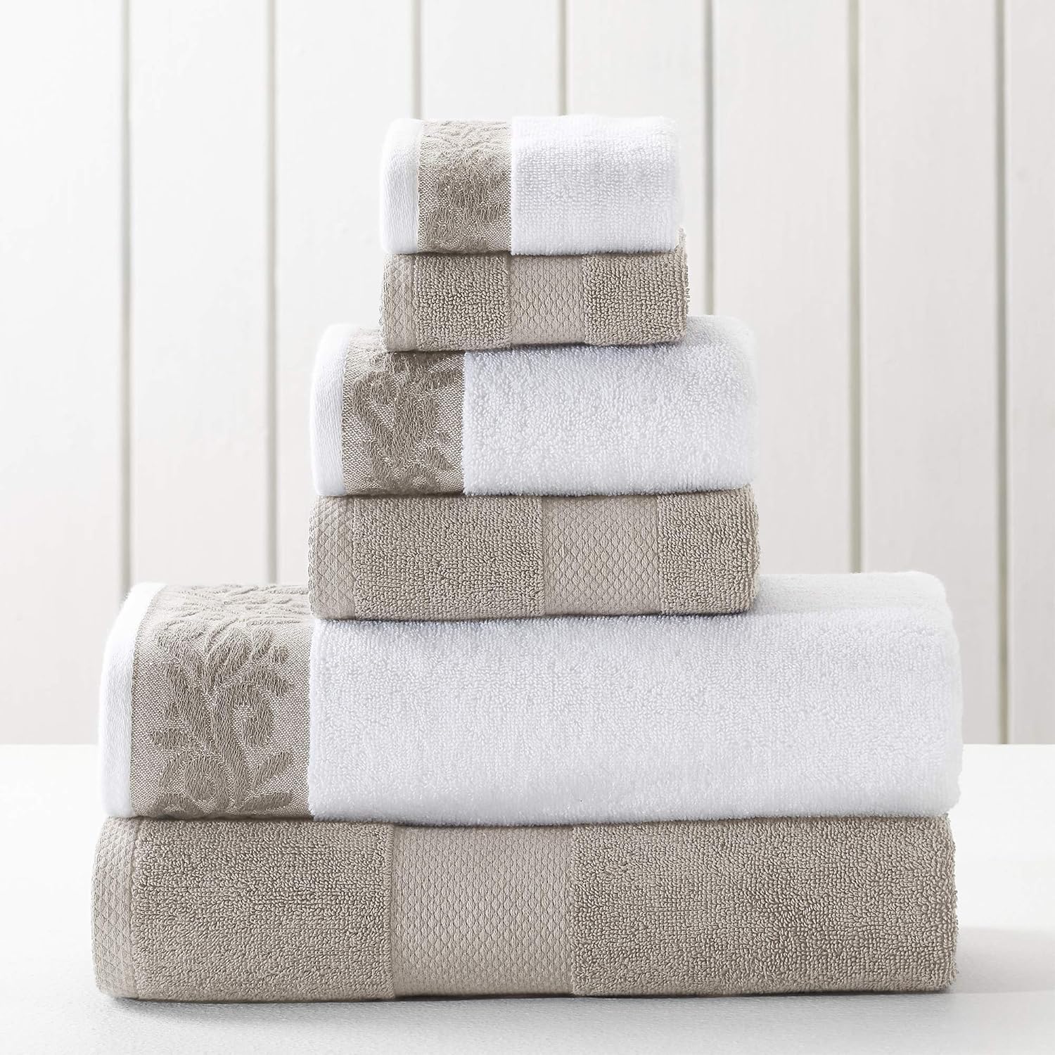Modern Threads 600 GSM Towel Set with Filgree Jacquard Border